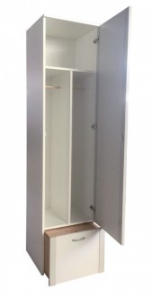 Vestiaire avec marche pied