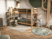 Lit Juneau et chevet haut room