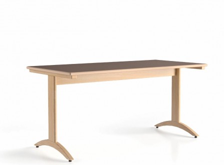 Lylou table avec pietement a degagement lateral 1600x800